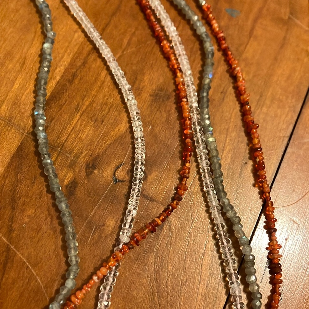 Three different color necklaces
Rock stones necklaces